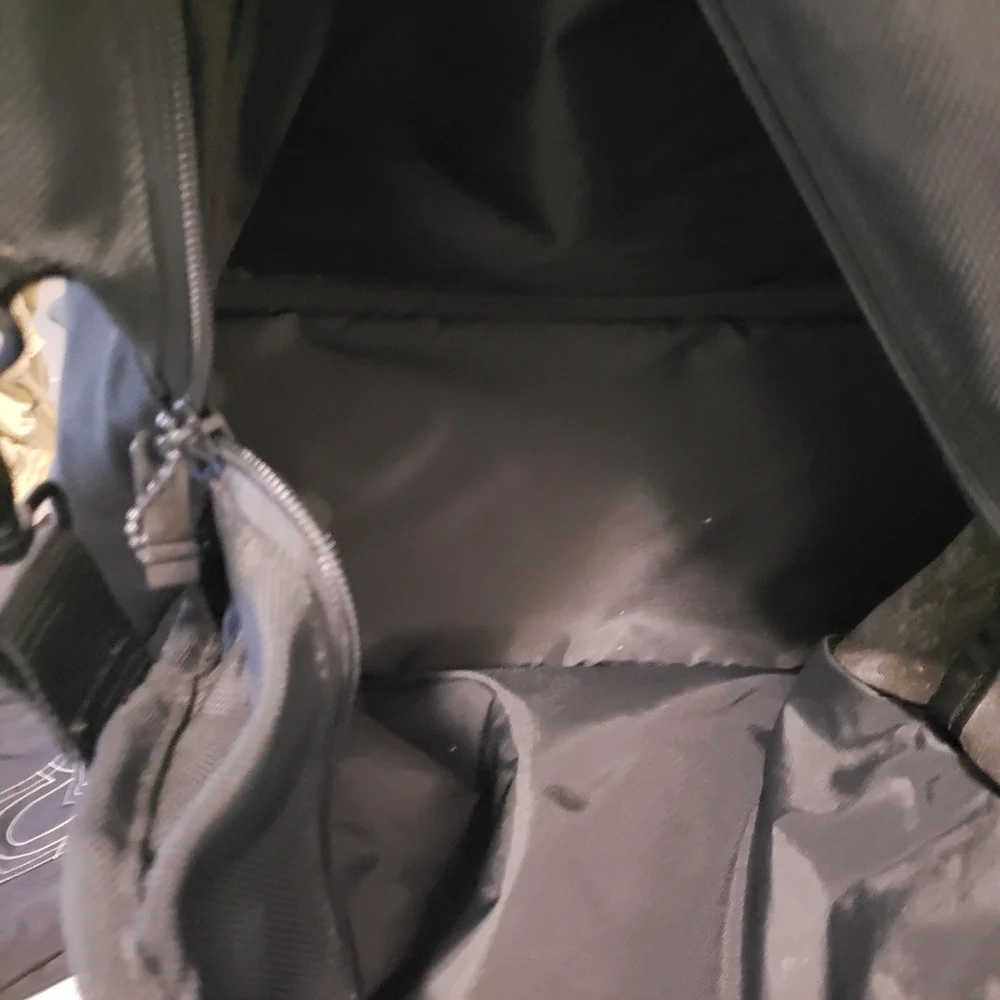 Tumi Nylon Messenger Bag With Shoulder‎ Strap Color Black